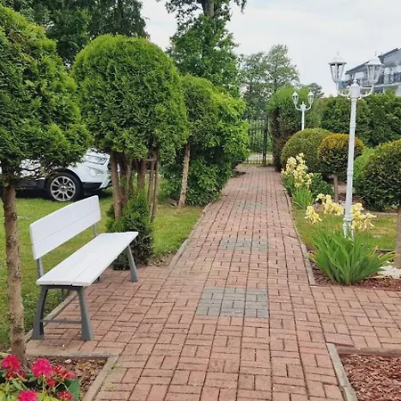 Sloneczny Dworek Feriehus Dąbki